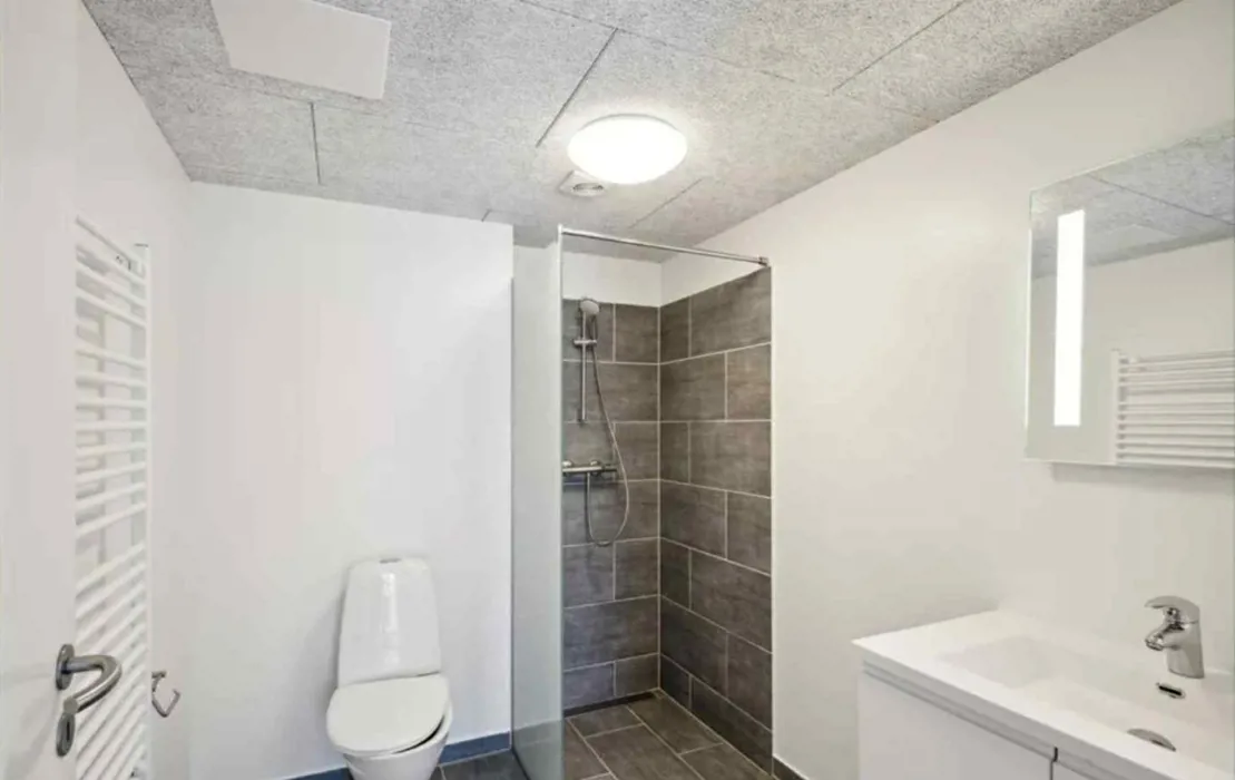 Lys og moderne 2-værelses lejlighed midt i Kolding C 4